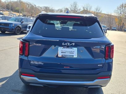 New 2026 Kia Sorento S