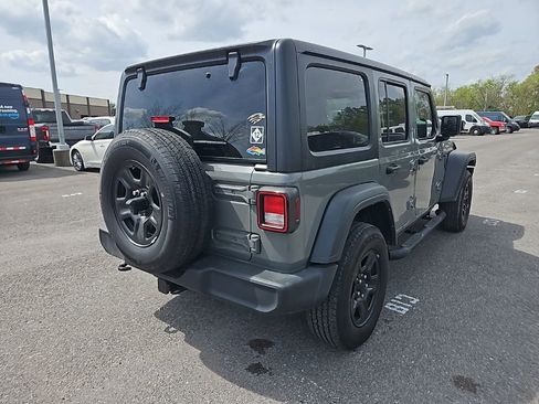 Used 2023 Jeep Wrangler Sport image 7