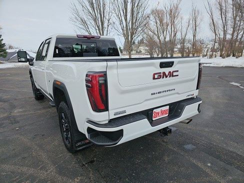 Used 2024 GMC Sierra 3500 AT4 w/ AT4 Premium Plus Package image 3