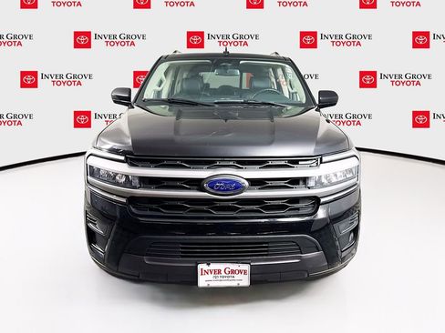Used 2024 Ford Expedition XLT image 2