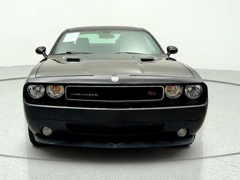 Used 2010 Dodge Challenger R/T RWD image 2