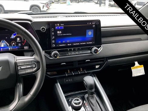 Used 2024 Chevrolet Colorado Trail Boss w/ LPO, Dark Essentials Package image 10