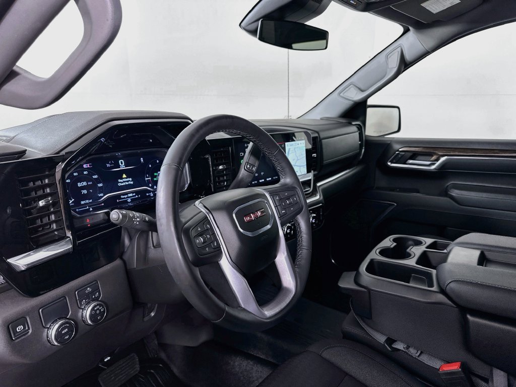 Used 2024 GMC Sierra 1500 Elevation RWD image 9