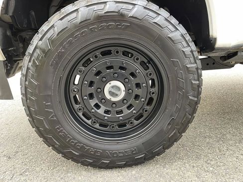 Used 2020 Ford F250 Lariat w/ Lariat Ultimate Package image 35