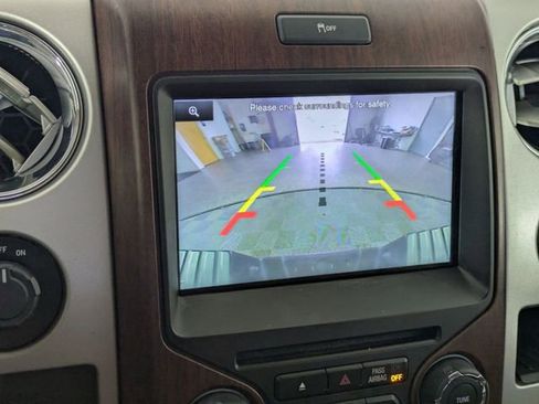 Used 2014 Ford F150 King Ranch w/ King Ranch Luxury Package image 19