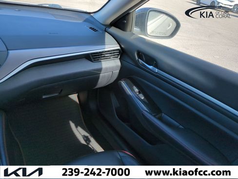 Used 2024 Nissan Altima 2.5 SR image 14