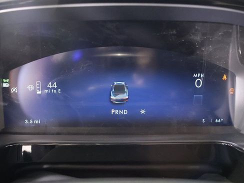 New 2026 Lincoln Corsair Premiere FWD image 4