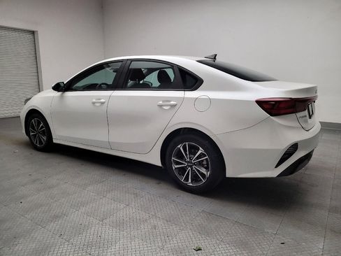 Used 2024 Kia Forte LXS w/ LXS Technology Package FWD image 3