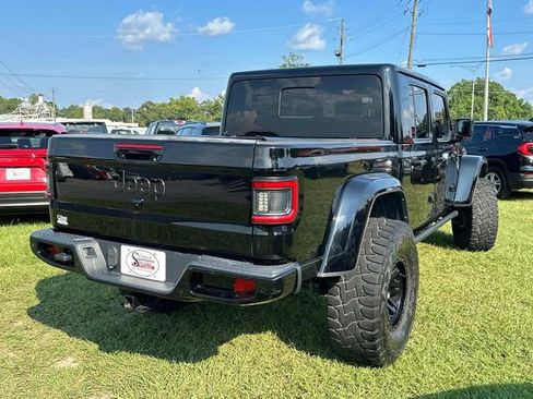 Used 2021 Jeep Gladiator Overland image 7