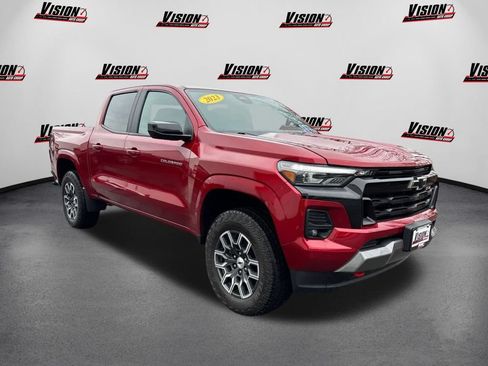Used 2023 Chevrolet Colorado Z71 w/ Safety Package AWD/4WD image 3