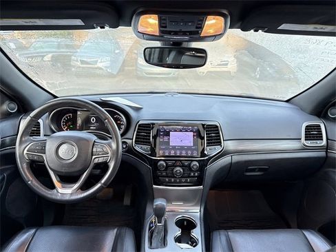 Used 2019 Jeep Grand Cherokee Limited w/ Luxury Group II image 18