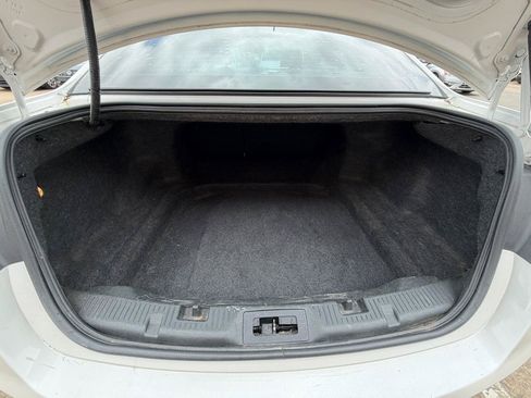 Used 2014 Ford Taurus Limited FWD image 20