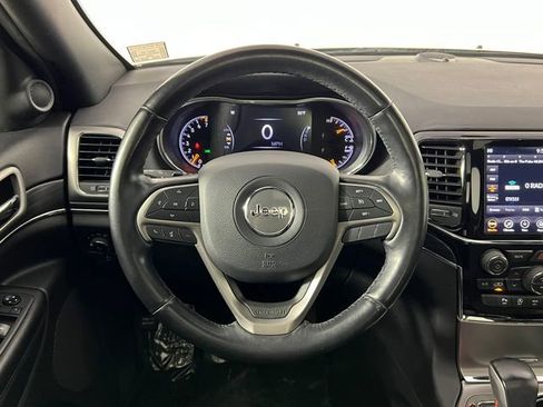 Used 2020 Jeep Grand Cherokee Limited w/ Luxury Group II image 25