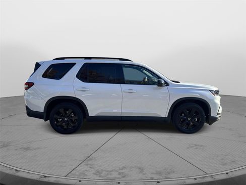 Certified 2025 Honda Pilot Black Edition image 49