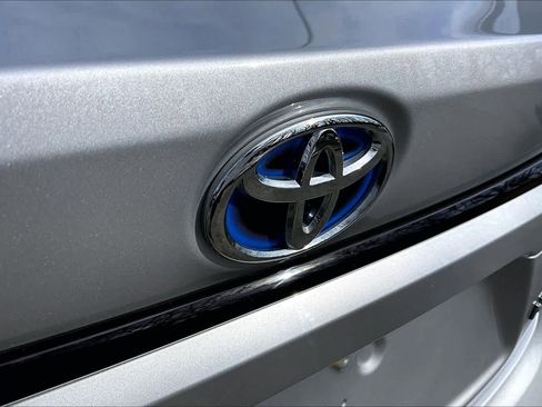 Certified 2024 Toyota Corolla LE w/ LE Convenience Package image 29