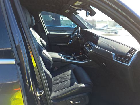 Used 2023 BMW X5 xDrive40i image 8
