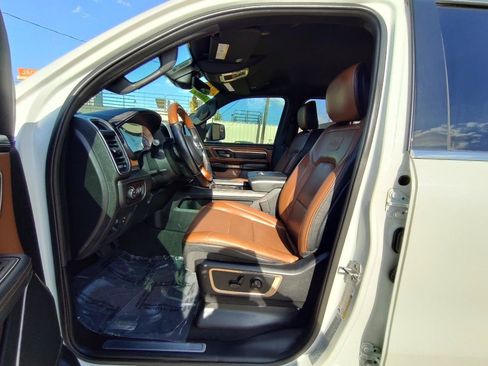 Used 2019 RAM 1500 Limited AWD/4WD image 18