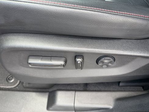 Used 2025 Honda Odyssey Sport-L image 19