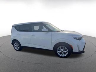 Used 2025 Kia Soul LX w/ LX Technology Package video 2