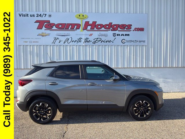 Used 2023 Chevrolet TrailBlazer LT w/ Convenience Package AWD/4WD image 1
