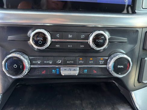 Used 2022 Ford F150 Lariat AWD/4WD image 24