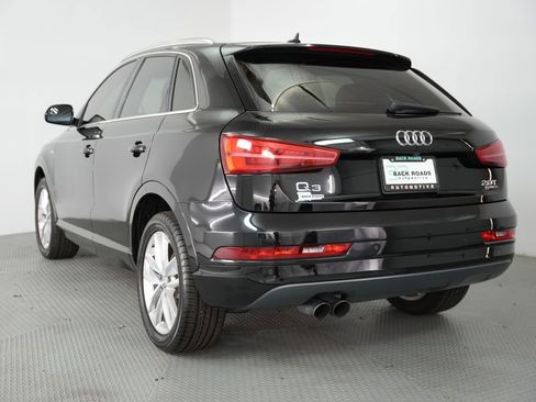 Used 2018 Audi Q3 2.0T Premium Plus w/ Premium Plus Package AWD/4WD image 7