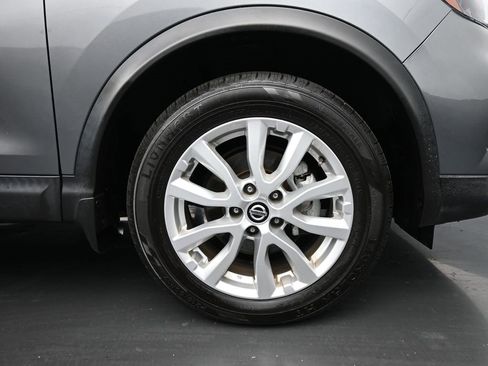 Used 2022 Nissan Rogue Sport S image 10