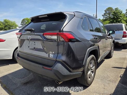 Used 2023 Toyota RAV4 XLE w/ Convenience Package FWD image 3
