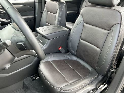 Used 2023 Chevrolet Traverse High Country w/ LPO, Cargo Package image 20