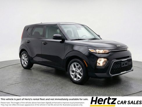 Used 2025 Kia Soul LX w/ LX Technology Package image 1