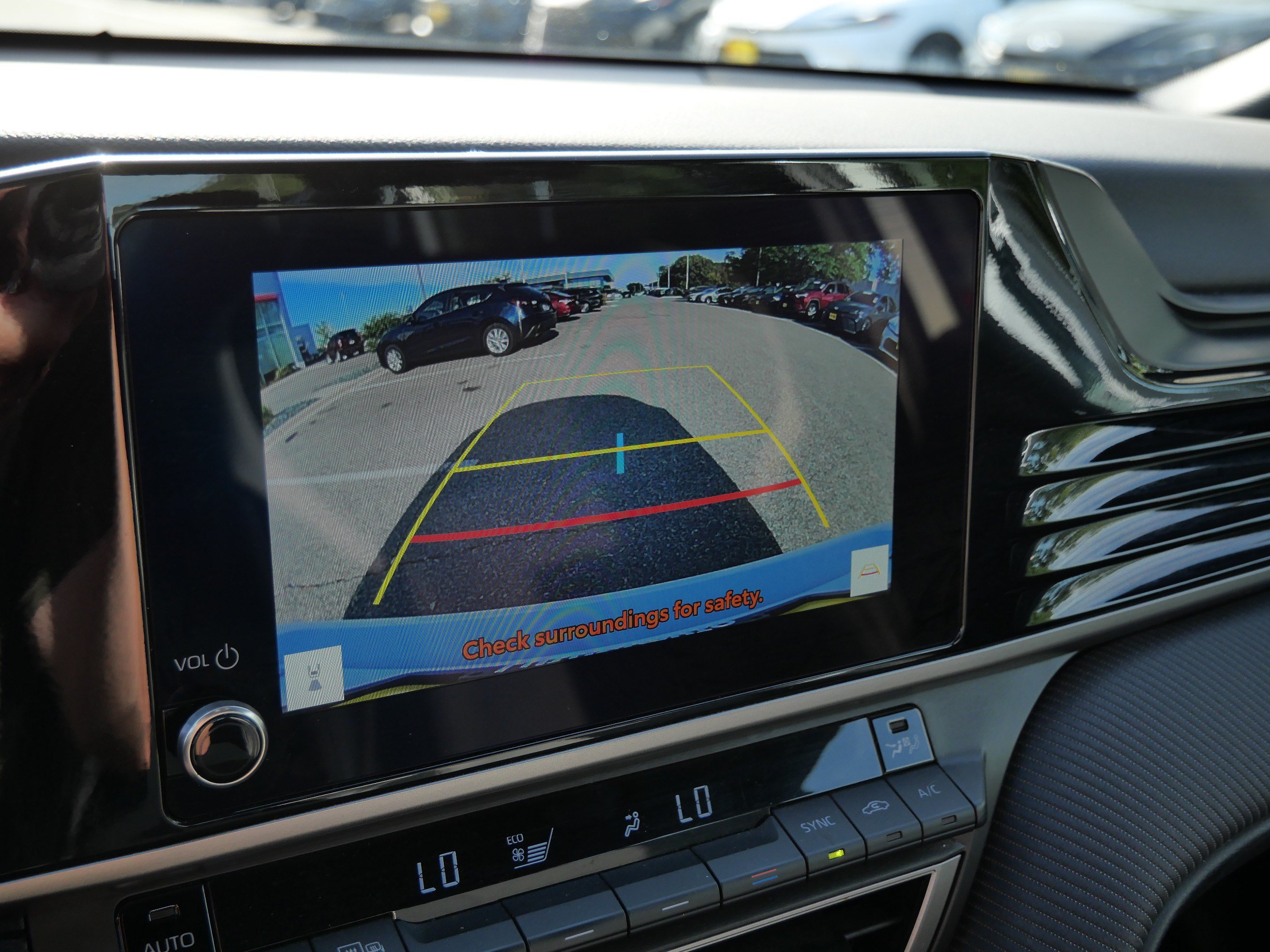 Certified 2025 Toyota Camry SE FWD image 33