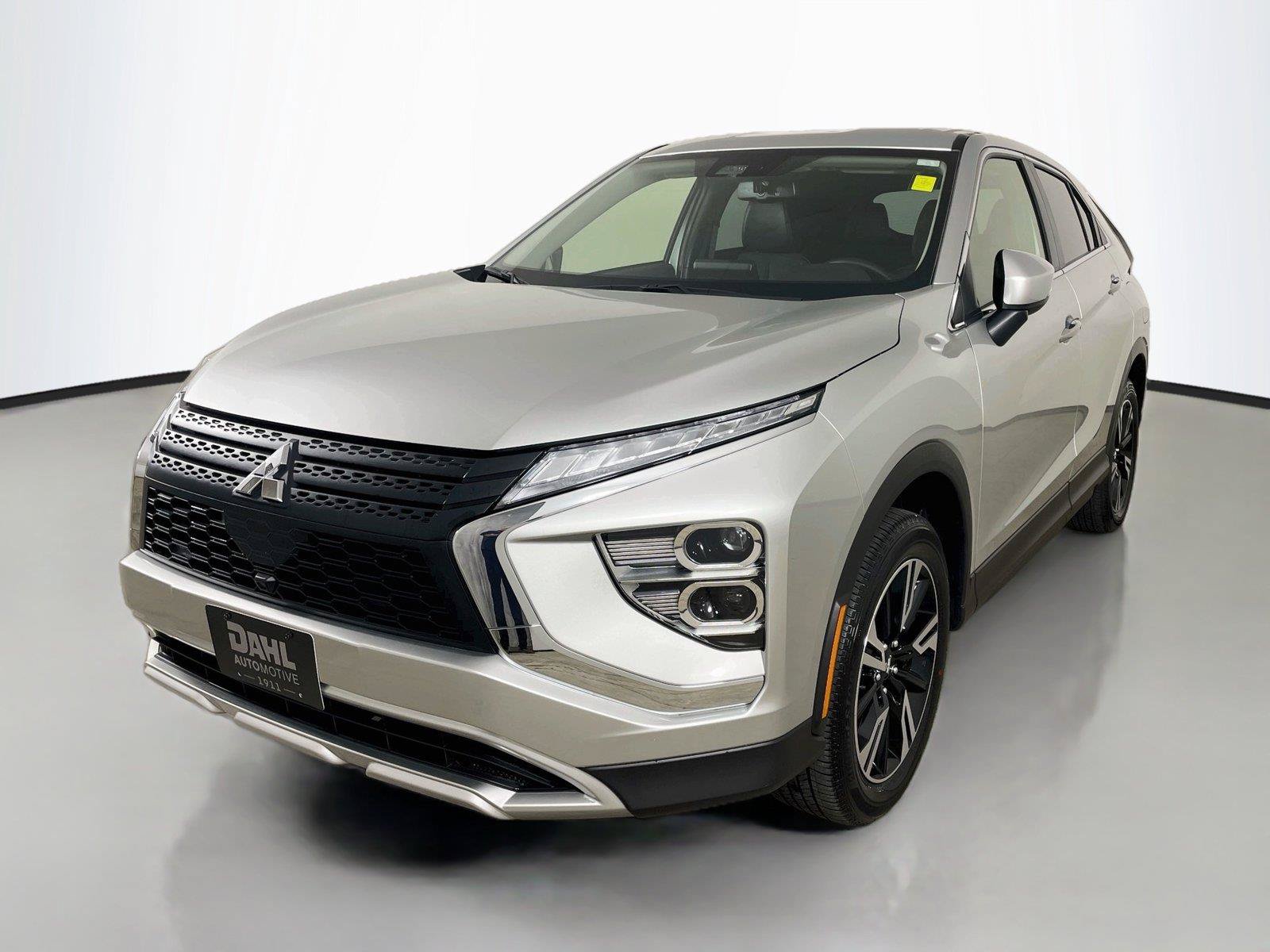 Used 2024 Mitsubishi Eclipse Cross SE AWD/4WD image 4