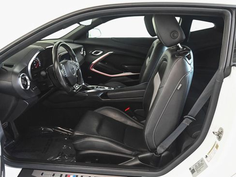 Used 2023 Chevrolet Camaro SS image 25