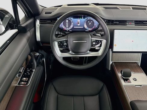 New 2026 Land Rover Range Rover Long Wheelbase SE AWD/4WD image 11