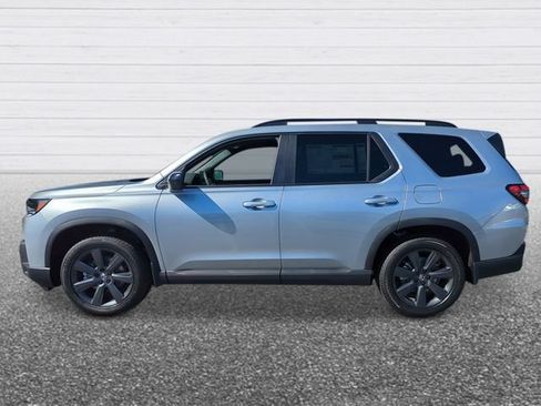 New 2026 Honda Pilot Sport image 2