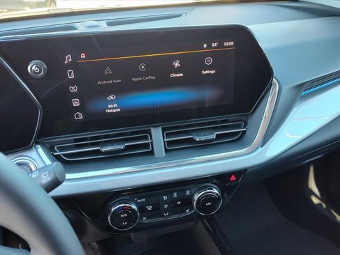 New 2026 Chevrolet Trax LT w/ Driver Confidence Package image 11