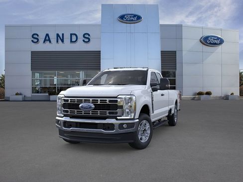 New 2026 Ford F250 XLT w/ Snow Plow/Camper Package AWD/4WD image 2