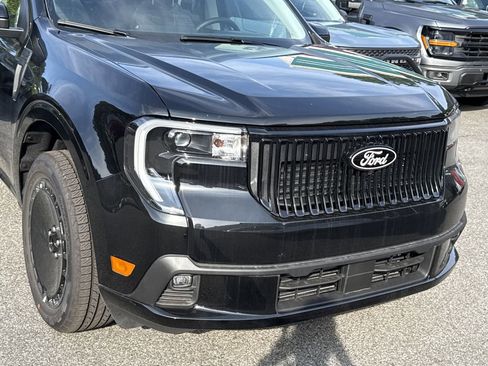 New 2025 Ford Maverick Lobo AWD/4WD image 8