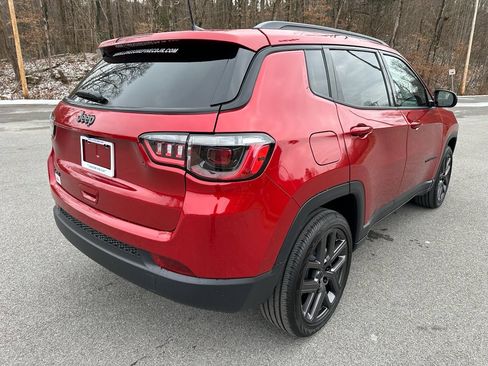 New 2026 Jeep Compass Latitude w/ Sun and Sound Group image 3