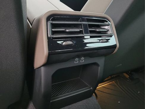 New 2026 BMW 530i RWD image 14