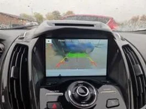 Used 2016 Ford Escape Titanium image 18