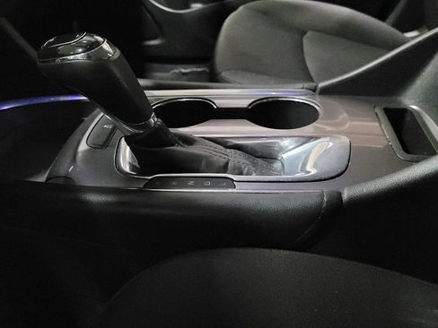Used 2018 Chevrolet Malibu LT FWD image 26