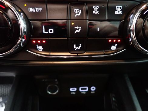 Used 2023 Chevrolet TrailBlazer ACTIV w/ Convenience Package AWD/4WD image 5