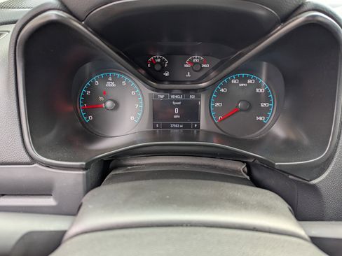 Used 2022 Chevrolet Colorado LT w/ Luxury Package image 28