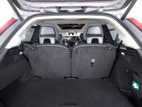 Certified 2025 Volvo XC90 B6 Plus w/ Protection Package Premier image 27