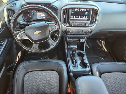 Used 2018 Chevrolet Colorado Z71 image 16