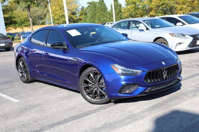 Used 2022 Maserati Ghibli Modena RWD image 2