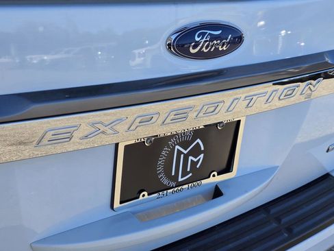 Used 2017 Ford Expedition EL Limited image 37