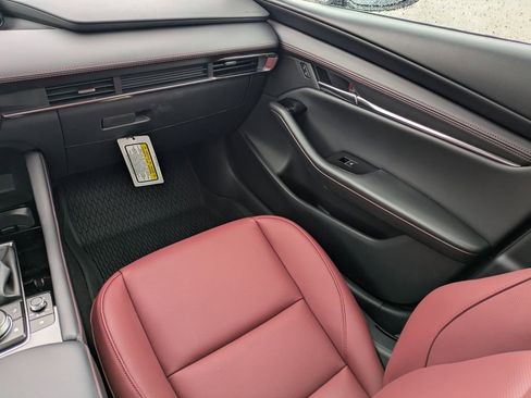 New 2026 MAZDA MAZDA3 Carbon image 18