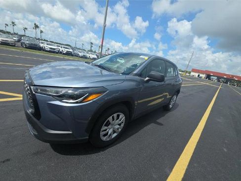Used 2024 Toyota Corolla Cross L FWD image 14